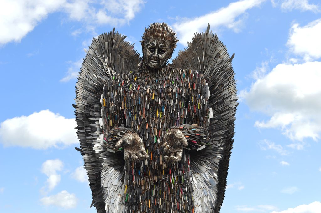 Striking Knife Angel sculpture to visit Crewe